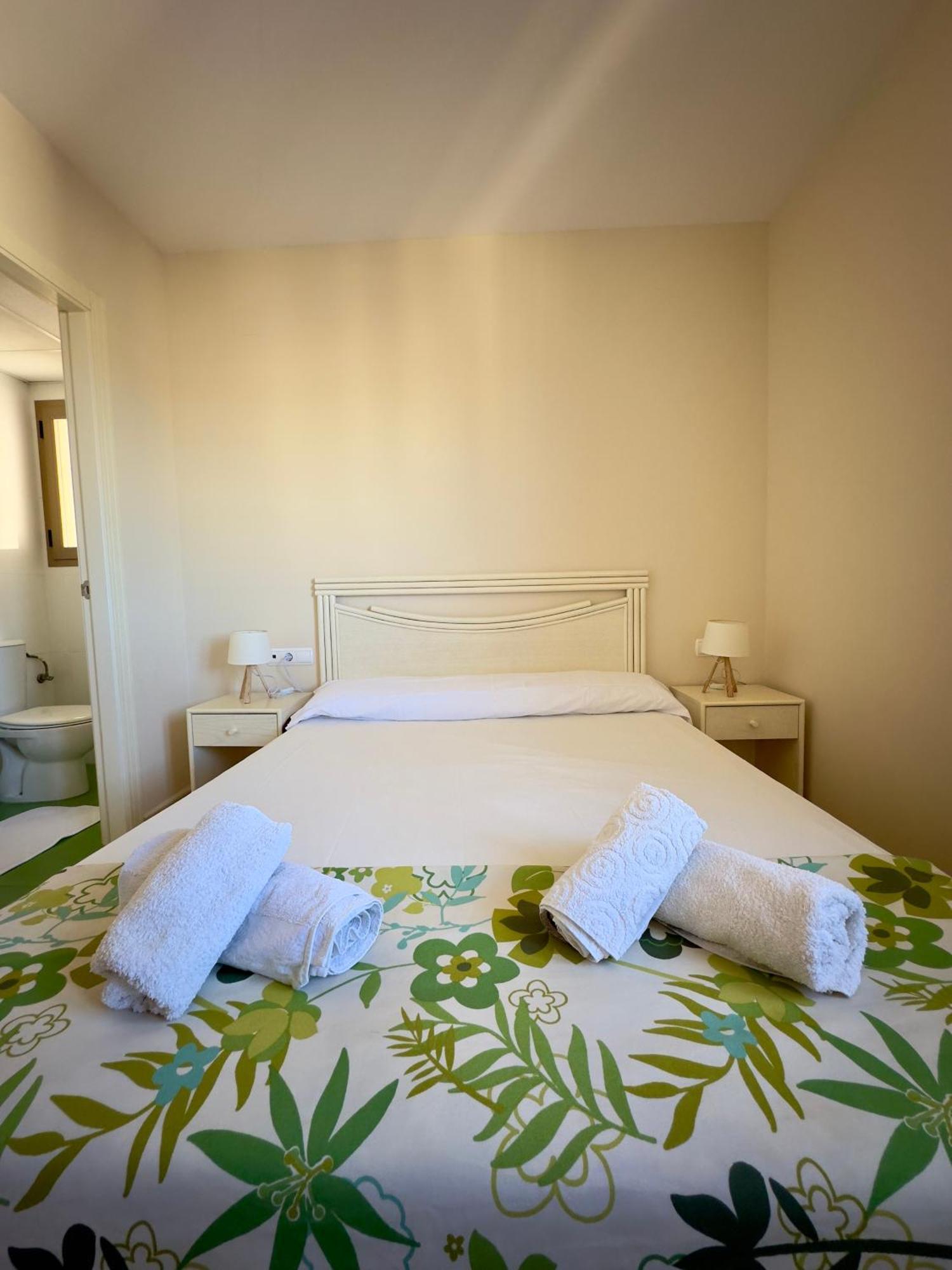 Esmeralda Suites Calpe Esterno foto
